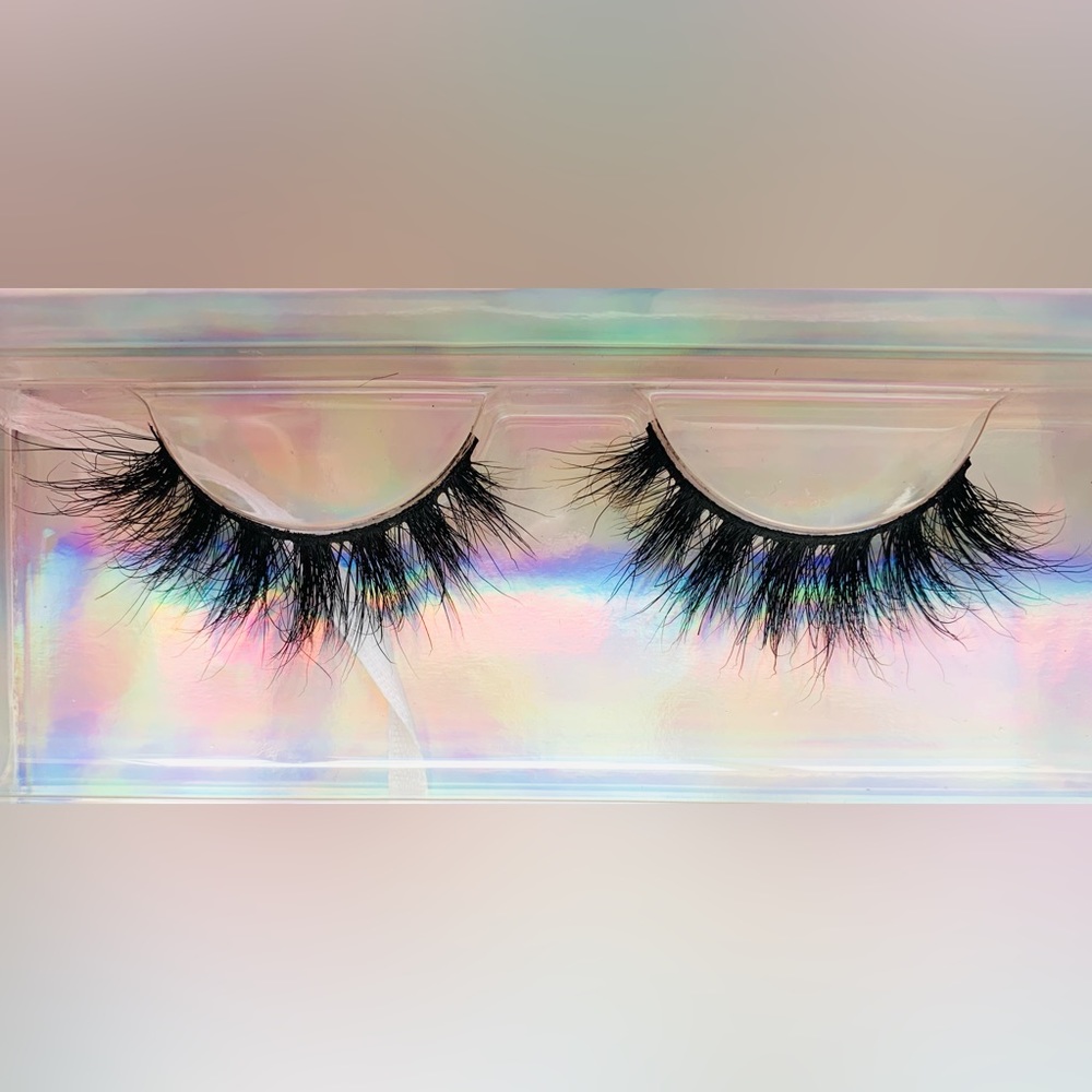 Butterfly Box 3D Lashes - Picture 2 of 12